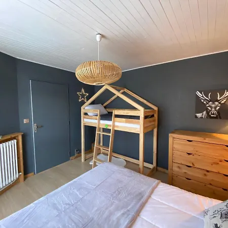 Cosy Au Pied Des Pistes Apartment *